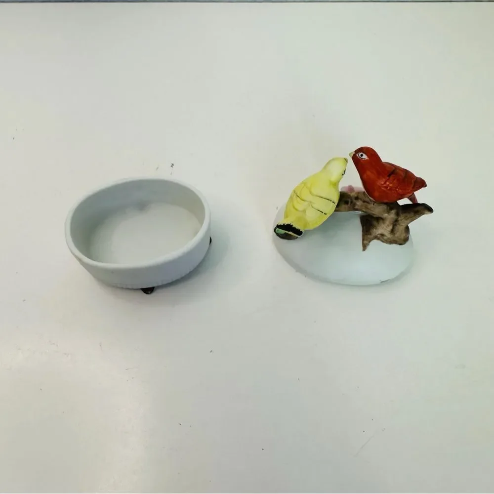 Lefton Double Bird White Porcelain Trinket Box  Red Bird Yellow Bird Flowers 4x3
